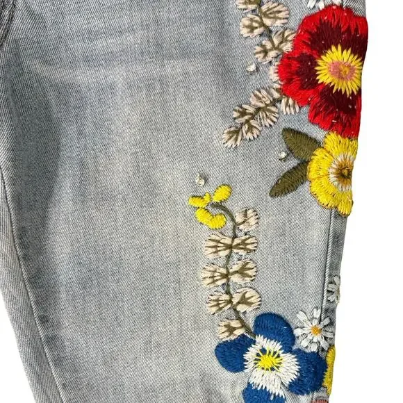 Indigo Rein Light Wash Blue Floral Embroidered Low Rise Chew Hem Jeans size 9 - Picture 5 of 12